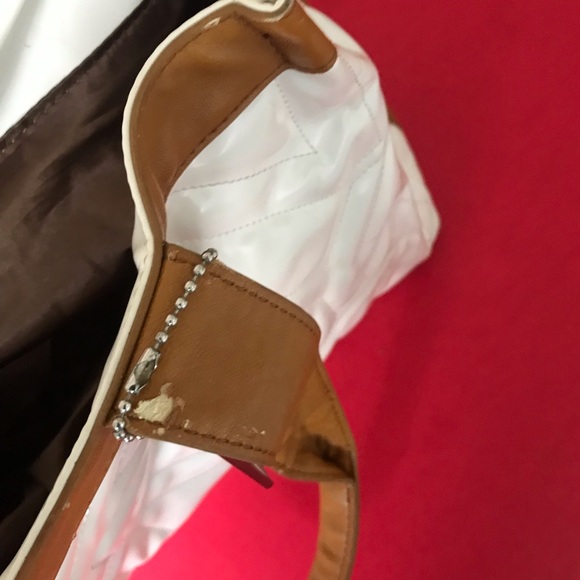 Large DKNY - Picture 7 of 8